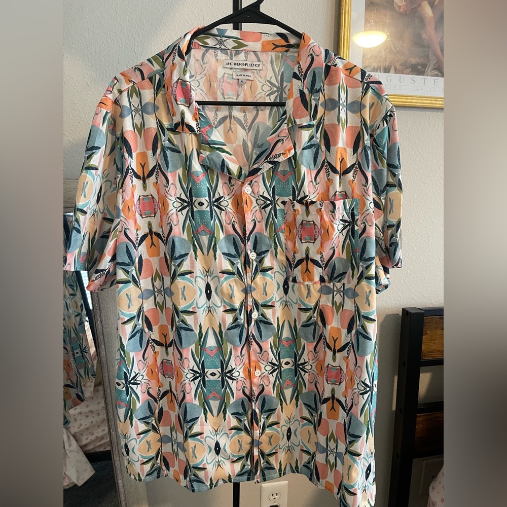 Colorful Geometric Button-Up Shirt - Picture 2 of 5